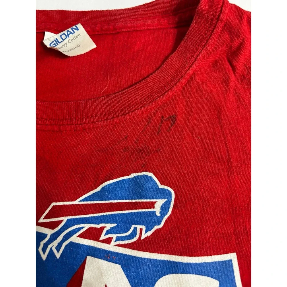 Buffalo Bills FLAG tshirt w/ Josh Allen autograph Signature (Total 3 signatures)